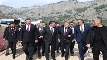 Amasya Devlet Hastanesi’nin Temel Atma Töreni Cumhurbaşkanı Cevdet Yılmaz Tarafından Gerçekleştirildi