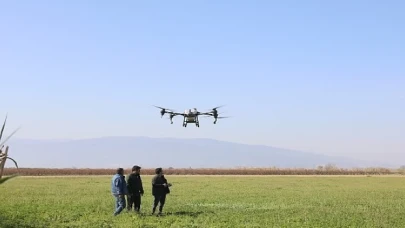 Aydın Büyükşehir Belediyesi, çiftçilerin karşılaştığı sorunların çözümüne yönelik teknolojik yeniliklerde hız kesmiyor