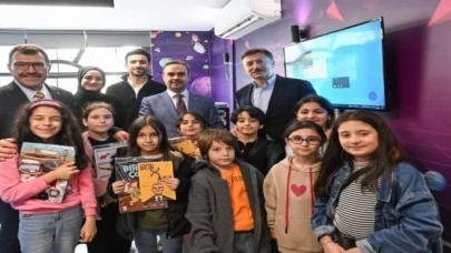 Bakan Kacır’dan İstanbul’da bilim merkezi açılışı