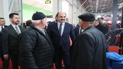 Başkan Altay Konya Tarım Fuarı’nda Firmalarla ve Çiftçilerle Bir Araya Geldi