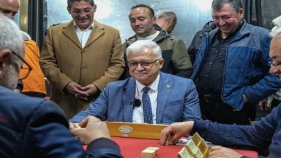 Başkan Deveciler, Bahçelievler Mahallesi’nde Halkla Buluştu