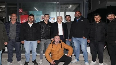 Başkan Deveciler, Halkın Yoğun İlgisiyle Karşılandı