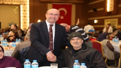 Başkan Pekyatırmacı Ramazan coşkusunu  hemşehrileriyle yaşıyor
