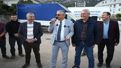 Başkan Topaloğlu’ndan personele alışveriş kartı