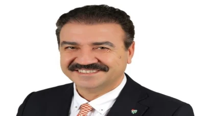 Bursa’da Gürsu Belediye Başkan adayı Halit Şefikoğlu AK Parti lehine ’Bağımsız’ca çekildi