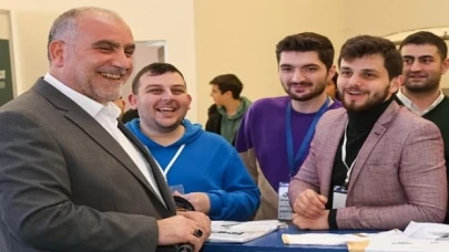 Canik’ten Gençlere Müjde! Başkan İbrahim Sandıkçı: “Bu yıl da üniversiteyi yeni kazanacak olan tüm öğrencilerimize burs desteği vereceğiz”