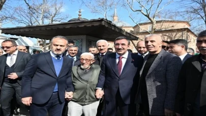 Cumhurbaşkanı Yardımcısı Yılmaz: “Alinur Aktaş başkanımızın yanındayız”
