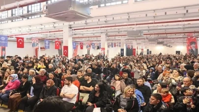 Geçtiğimiz günlerde Aydın Büyükşehir Belediye Başkanı Özlem Çerçioğlu tarafından açılışı yapılan Fuar Aydın’da hem Edebiyat Günleri hem de Ramazan Etkinlikleri devam ediyor