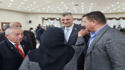 Gölcük’te şehit aileleriyle buluştu