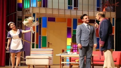 İstanbul Büyükşehir Belediyesi Şehir Tiyatroları, bu hafta 16 oyunla seyirci karşısına çıkıyor