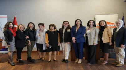 İstanbul Şişli’de ’İyi Yaşlanma’nın püf noktaları konuşuldu