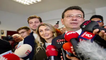 İstanbul’da İmamoğlu ailesi Beylikdüzü’nde oy kullandı