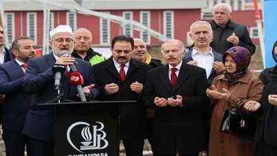 Kaptan Ahmet Erdoğan Camii’nin temeli Bayrampaşa’da dualarla atıldı