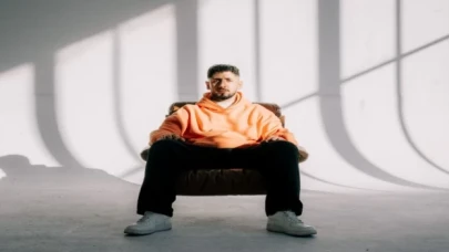 Kara ’Kanlı Defter’i sevenlerinin beğenisine sundu