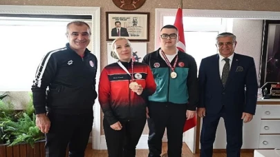 Karateciler Kemer’e 2 altın madalya ile döndü