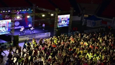 Kayseri Büyükşehir kadınlarla ritmi yakaladı