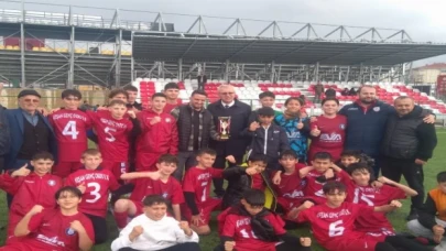 Keşan Genç Ordu U13’te namağlup şampiyon oldu