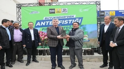Konya Büyükşehir’den Yerköprü Havzasındaki Üreticiye Antep Fıstığı Desteği