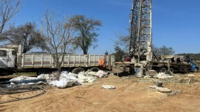 Manisa Dindarlı’nde Mahallesinde sondaj çalışmaları sürüyor