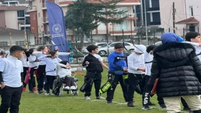 Minik okçular birincilik için yarıştı