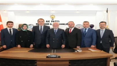 Mustafa Elitaş’tan ’koltuk sevdası’ yorumu