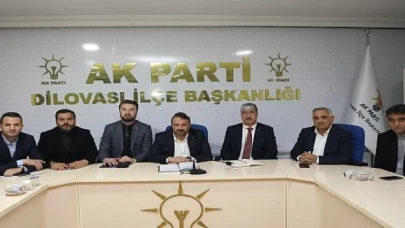 Ömeroğlu, meclis üyesi adayları ile bir araya geldi