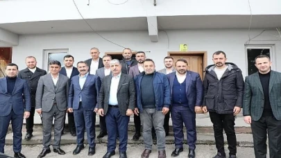 Ömeroğlu ”Projeler konuşulsun”