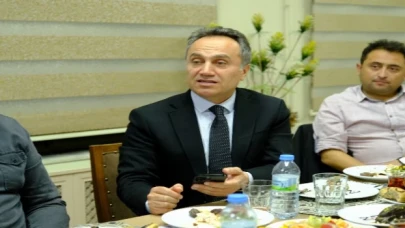 Rektör Yılmaz, iftar programında müjdeleri sıraladı