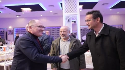 Sivas Belediyesi tarafından şehirdeki okul idarecileri ve din görevlilerine yönelik Muhabbet Sofrası iftar programı düzenlendi