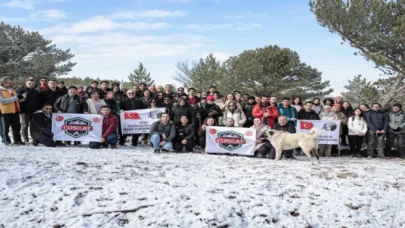 Sivas’ta tıp öğrencilerinden doğa yürüyüşü