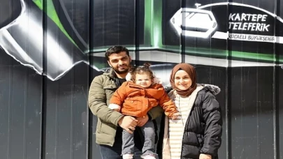 Teleferiğin ilk yolcusu 1 yaşındaki Mila bebek