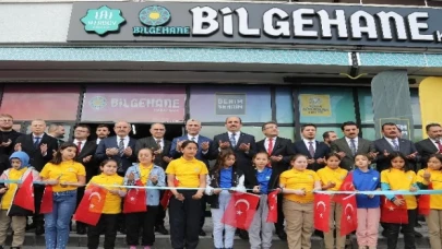 Ticaret Bakanı Bolat Bilgehane Ve Lise Medeniyet Akademisi’nin açılışını yaptı