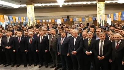 AK Parti yine salona sığmadı: ”Milletin partisi olmaya devam edeceğiz”