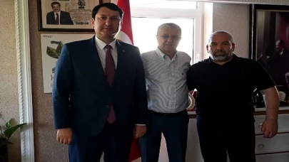 AKATÜB Başkanı Atahan’dan Başkan Topaloğlu’na ziyaret