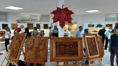 Aşir Güler ve kursiyerlerinden görülmeye değer sergi; Ahşaba hayat verdiler