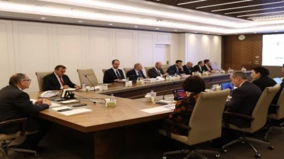 Bakan Özhaseki: 200 bin konut yıl sonuna kadar teslim edilecek