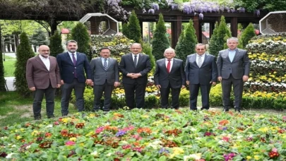 Bakan Özhaseki’den Büyükkılıç’a ziyaret