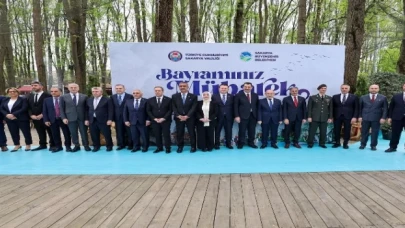 Başkan Alemdar, şehirle bayramlaştı