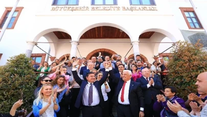 Başkan Aras, Görevi Devraldı