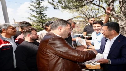 Başkan Arı Lale sanayide