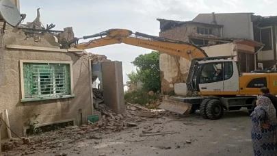 Başkan Aydın’dan metruk bina talimatı