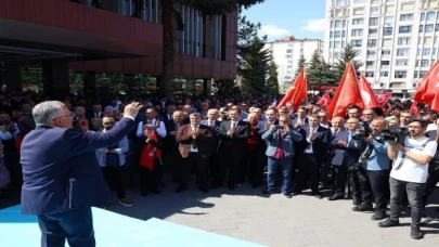 Başkan Büyükkılıç: “Kayserililerin hizmetkarı olmaya devam edeceğiz”