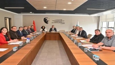 Başkan Ferdi Zeyrek, ilk encümen toplantısına katıldı