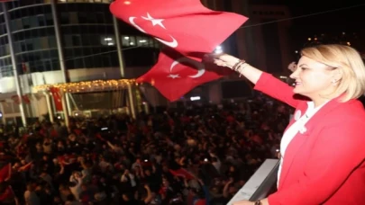 Başkan Hürriyet: 400 bin İzmitlinin başkanıyım