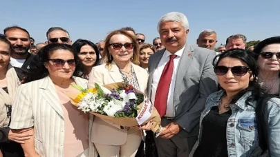 Başkan Mutlu muhtarlarla bir araya geldi  'Topyekün bir başarı hikayesi yazacağız’