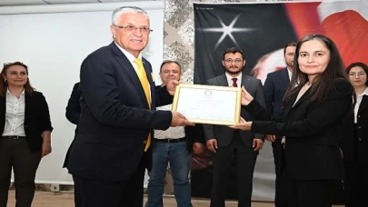 Başkan Topaloğlu mazbatasını aldı