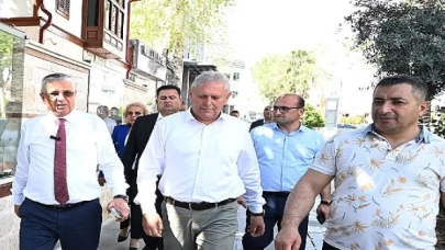 Başkan Topaloğlu’ndan esnafa teşekkür ziyareti