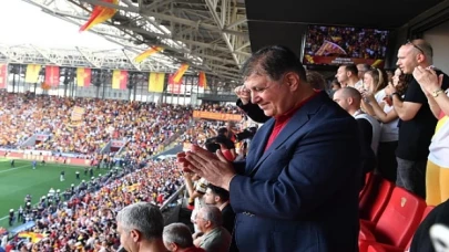 Başkan Tugay Göztepe’nin Süper Lig heyecanına ortak oldu