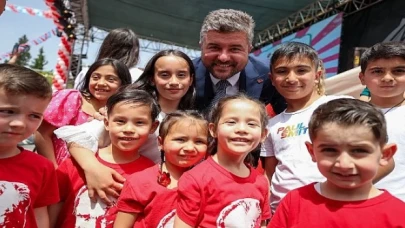 Buca’da 23 Nisan’a yakışır kutlama