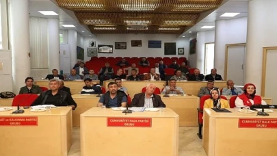 Burhaniye Belediye Başkan Yardımcıları Muhtarlar İle Buluştu